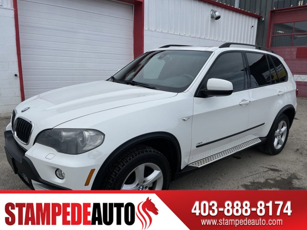 2007 BMW X5 4.8i | AWD | V8 | SUNROOF | HEATED SEATS | LEATHER | Stampede Auto
