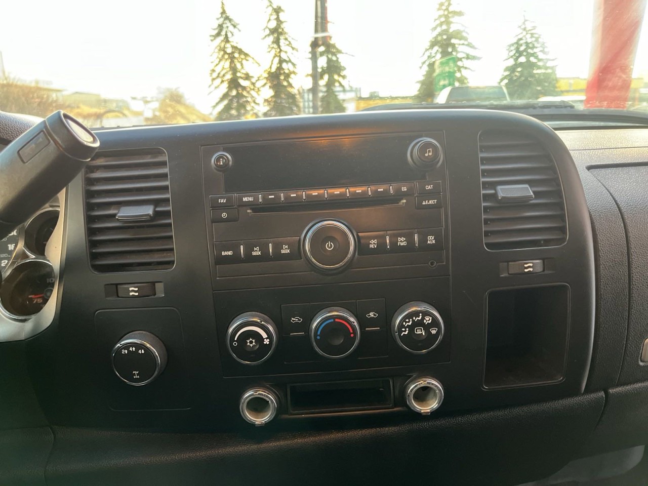 thumbnail image 2 of 2009-2010 Chevy Silverado 1500-3500 LT LTZ Center Console Lid Cover - Light Titanium Gray - US Auto Nation 2 of 4