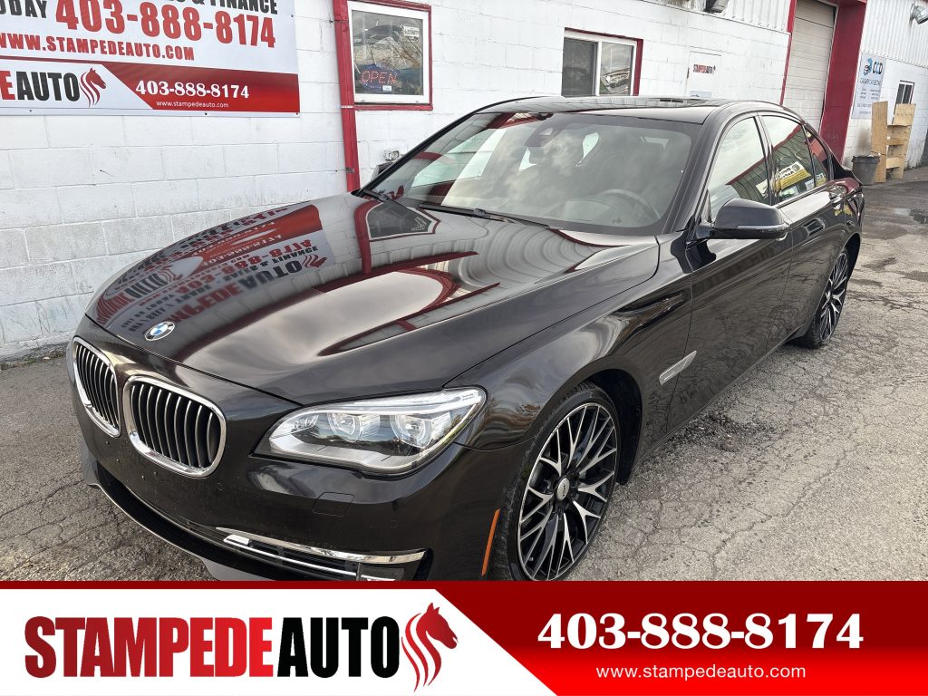 2014 750i xDrive | AWD | SUNROOF | V8 | HEATED SEATS | TURBO | AUTOMATIC | Stampede Auto