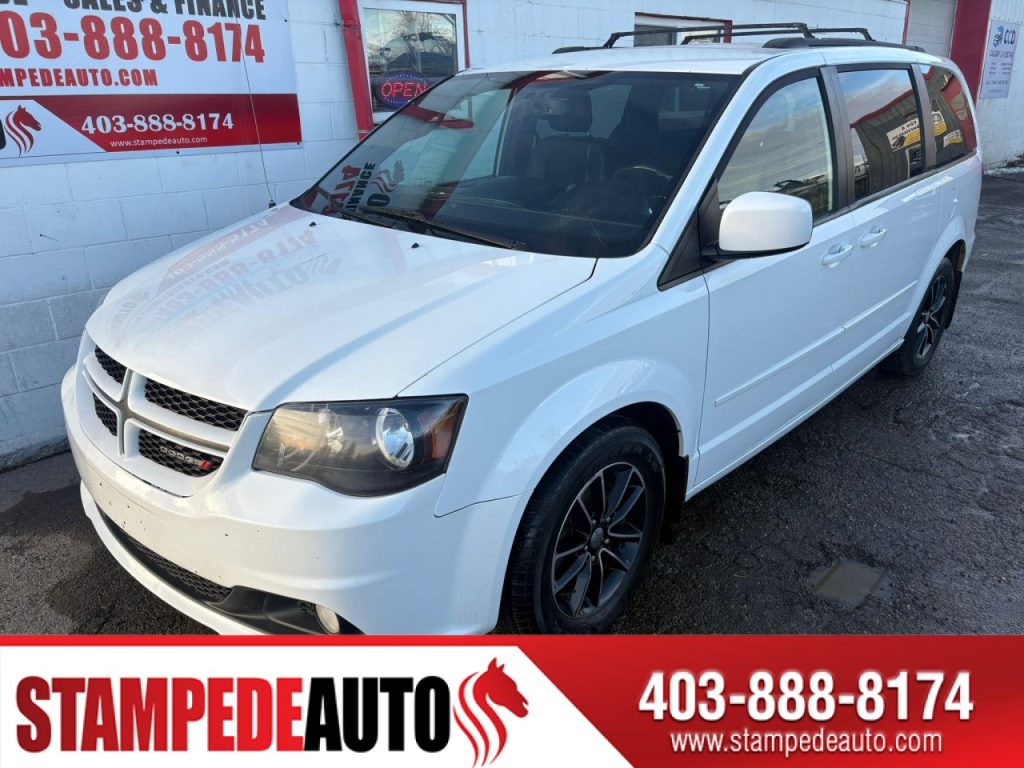2016 Dodge Grand Caravan R/T | LEATHER | HEATED SEATS | HEATED STEERING WHEEL | DUAL POWE | Stampede Auto