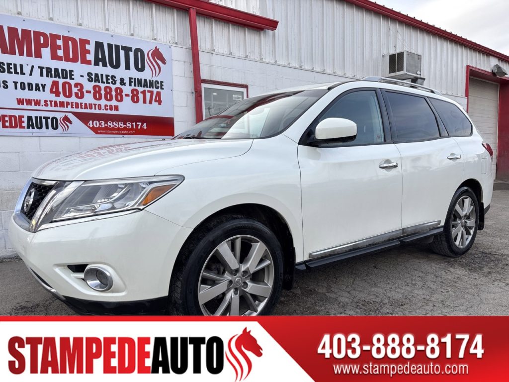 2016 Nissan Pathfinder PLATINUM | 4WD | 6 PASSENGER | CAPTAIN CHAIRS | REAR DVDS | SUNROOF | Stampede Auto