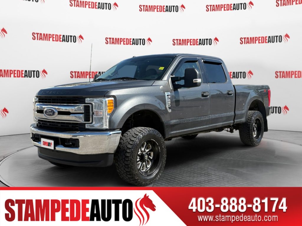 2017 Ford Super Duty F-250 SRW XLT | 4X4 | BACKUP CAMERA | BLUETOOTH | 6.7L DIESEL | Stampede Auto