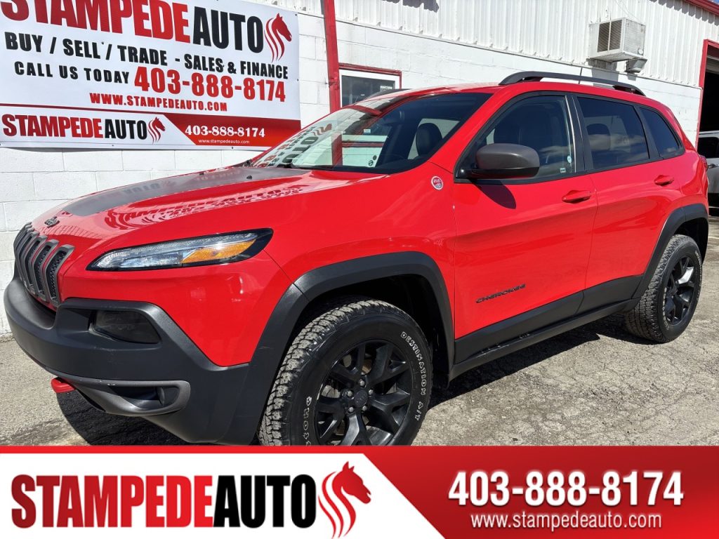 2017 Jeep Cherokee TRAILHAWK | 4X4 | LEATHER HEATED SEATS | 3.2L | Stampede Auto