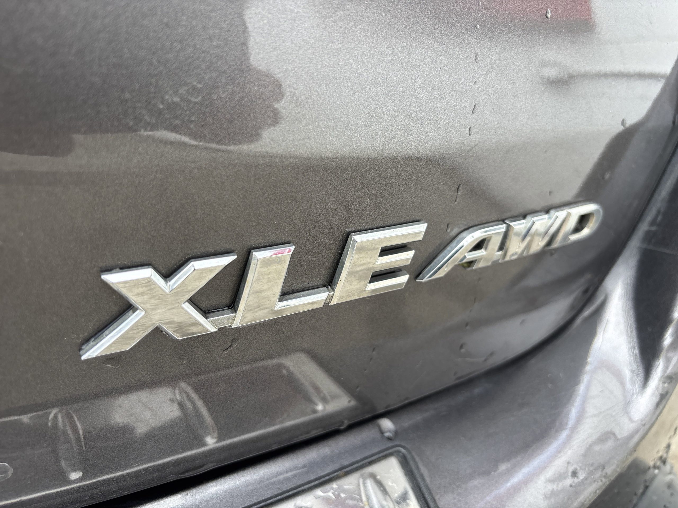 Used 2019 Toyota Highlander 607595 for Sale in Calgary | Stampede Auto