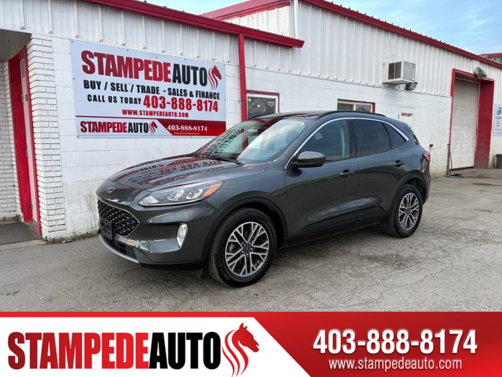 2020 Ford Escape SEL 2.0L AWD | Leather | Panel Roof | Heated Seats | Bluetooth | Alloy Wheels | Power Tailgate | Stampede Auto
