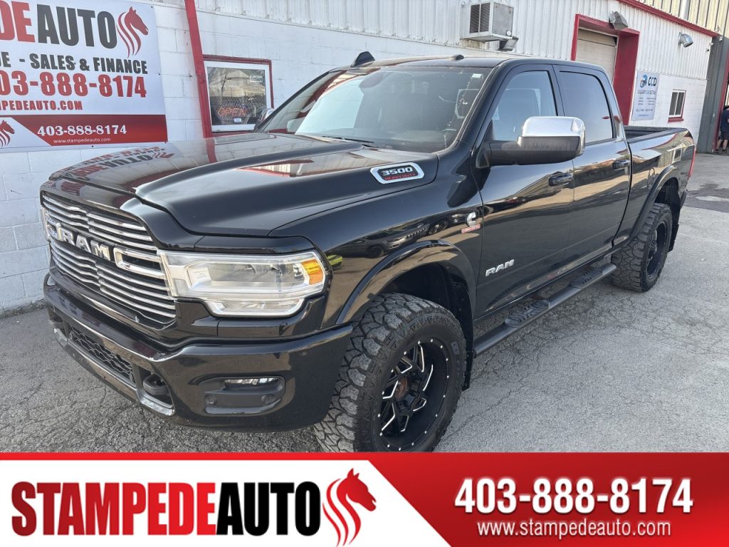 2022 Ram 3500 LARAMIE | 4X4 | LIFTED | LEATHER | SUNROOF | CUMMINS | DIESEL | Stampede Auto