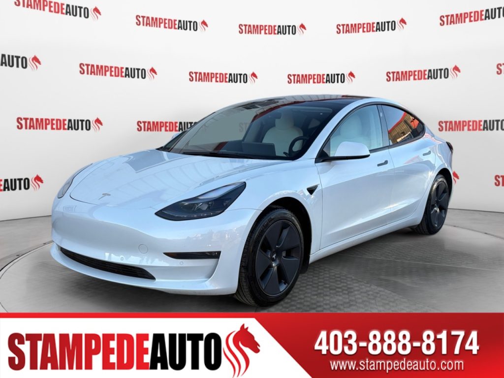 2022 Tesla Model 3 Long Range | AWD | LEATHER | DUAL MOTOR | PANNAROOF | POWER SEAT | HEATED SEATS | HEATED STEERING WHEEL | BRAND NEW TIRES | Stampede Auto