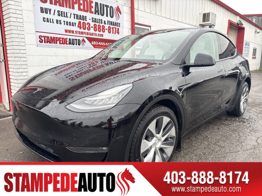 2022 Tesla Model Y Long Range AWD | LEATHER | PANALROOF | DUAL MOTOR | Stampede Auto