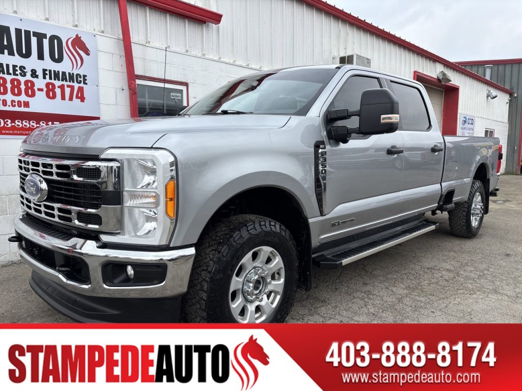 2023 Ford Super Duty F-350 SRW XLT | 6.7L DIESEL | CREW CAB | 8 FOOT BOX | 4WD | LEATHER HEATED SEATS | Stampede Auto