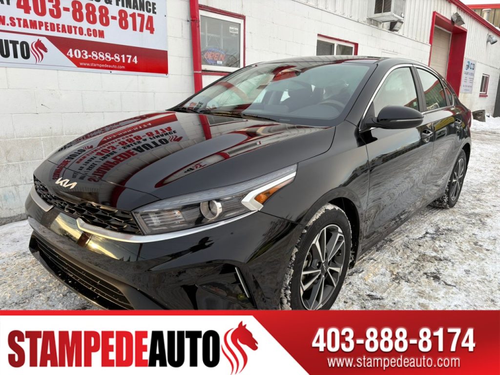 2023 Kia Forte EX+ | HEATED SEATS | HEATED STEERING WHEEL | WIRELESS CHARGER | BLUETOOTH | USB | AUTOMATIC | Stampede Auto