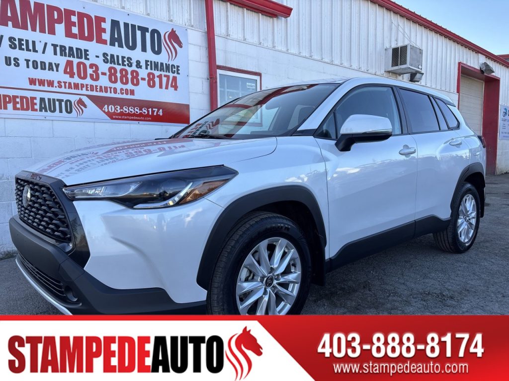 2023 Toyota Corolla Cross LE | AWD | FUEL EFFICIENT | HEATED SEATS | Stampede Auto