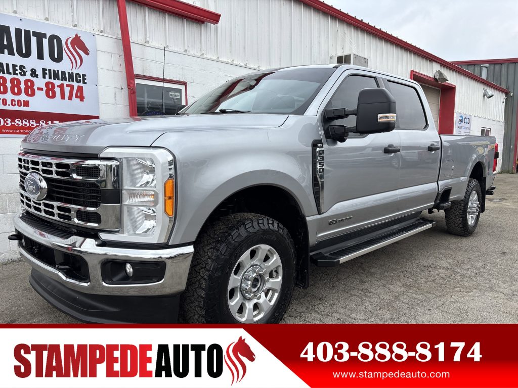2023 Ford Super Duty F-350 SRW XLT | 6.7L DIESEL | CREW CAB | 8 FOOT BOX | 4WD | LEATHER HEATED SEATS | Stampede Auto