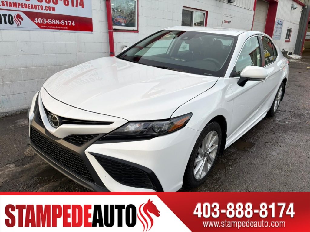 2024 Toyota Camry SE | HEATED SEATS | AUTOMATIC | BLUETOOTH | POWER SEAT | | Stampede Auto