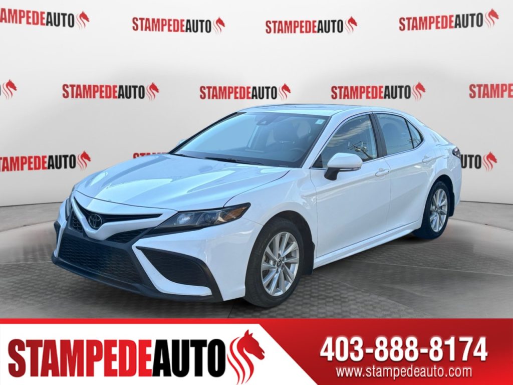 2024 Toyota Camry SE | Stampede Auto