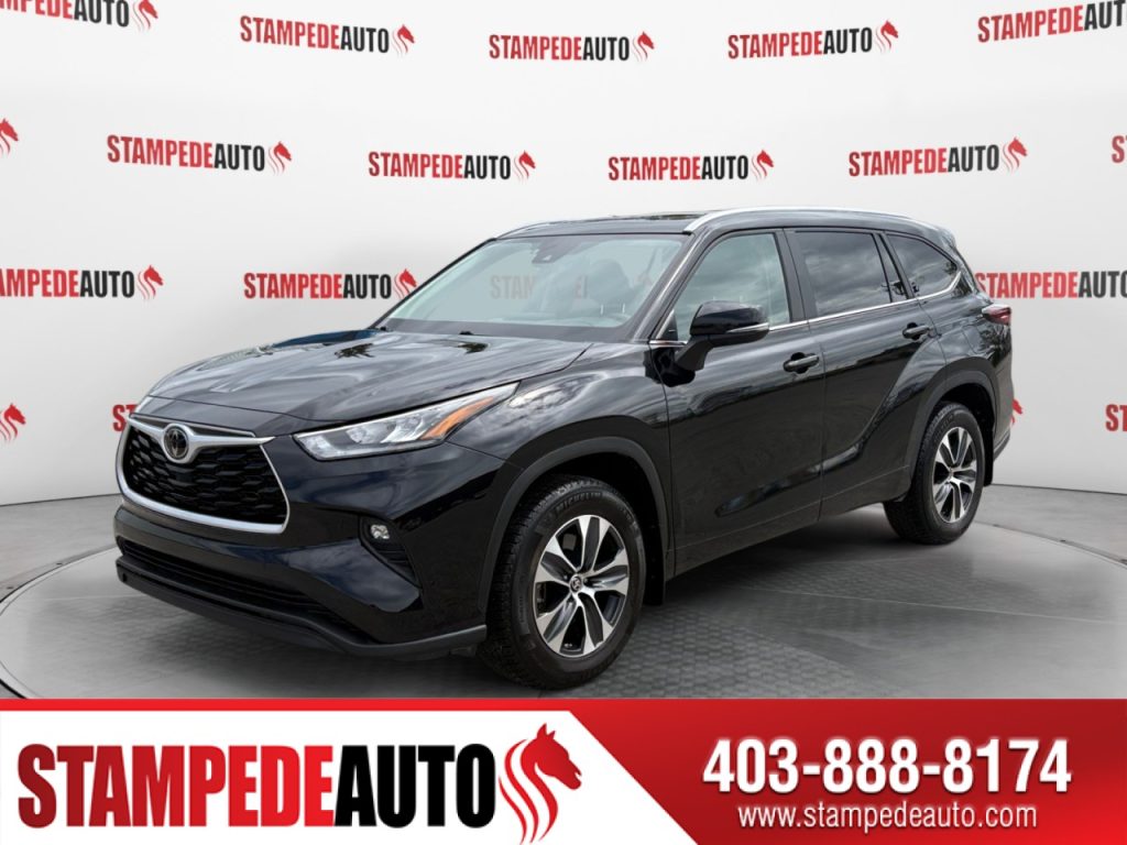 2024 Toyota Highlander XLE | LEATHER HEATED SEATS | SUNROOF | LANE KEEP ASSIT | 8 PASSENGER | BLUETOOTH | TYPE-C | BLINDSPOT ASSIT | HEATED STEERING WHEEL | Stampede Auto