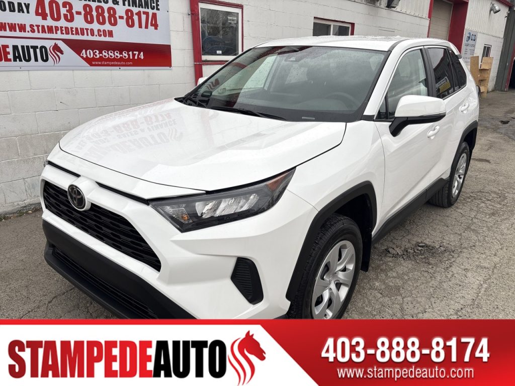 2025 Toyota Rav4 LE | AWD | LOW MILEAGE | AUTOMATIC | Stampede Auto