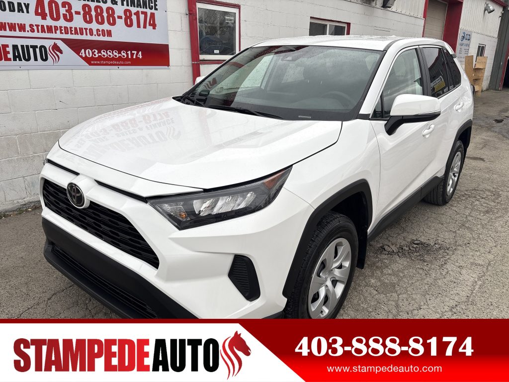 2025 LE | AWD | LOW MILEAGE | AUTOMATIC | Stampede Auto
