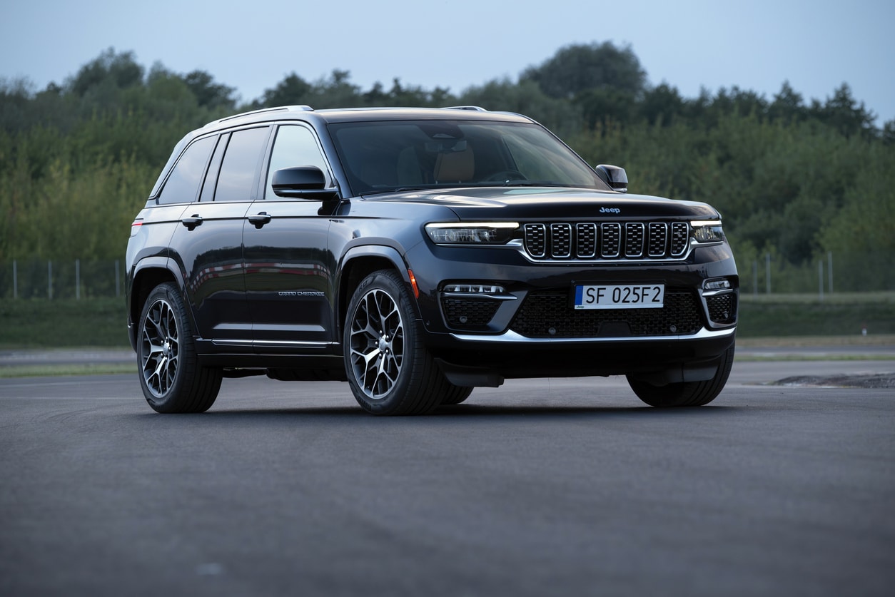 Top Used Jeep Models with Advanced Safety Features